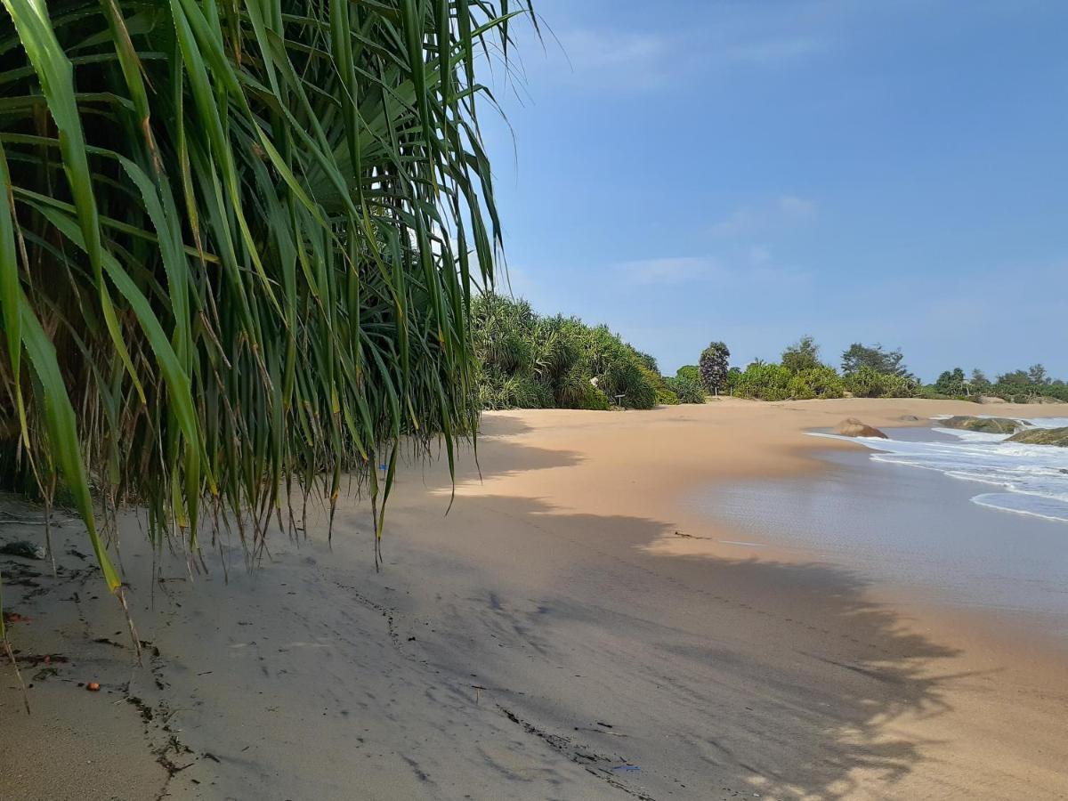 Beach Paradise Hotel Матара Екстериор снимка